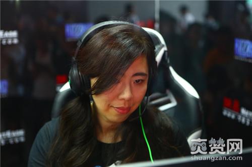 CJ2017,暴雪展台,爽赞网