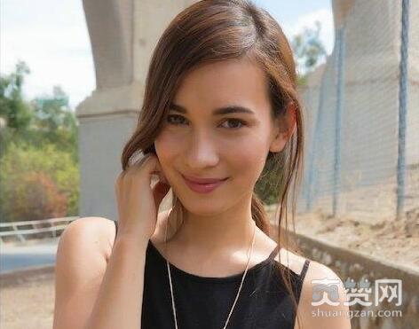 《战狼2》原女主演临时加价？临时加价的女主演是谁？